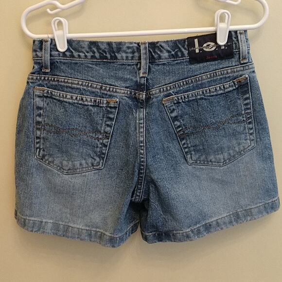 l.e.i. Jeans Exposed Button Fly High Rise Denim Shorts size 9 - Picture 5 of 10
